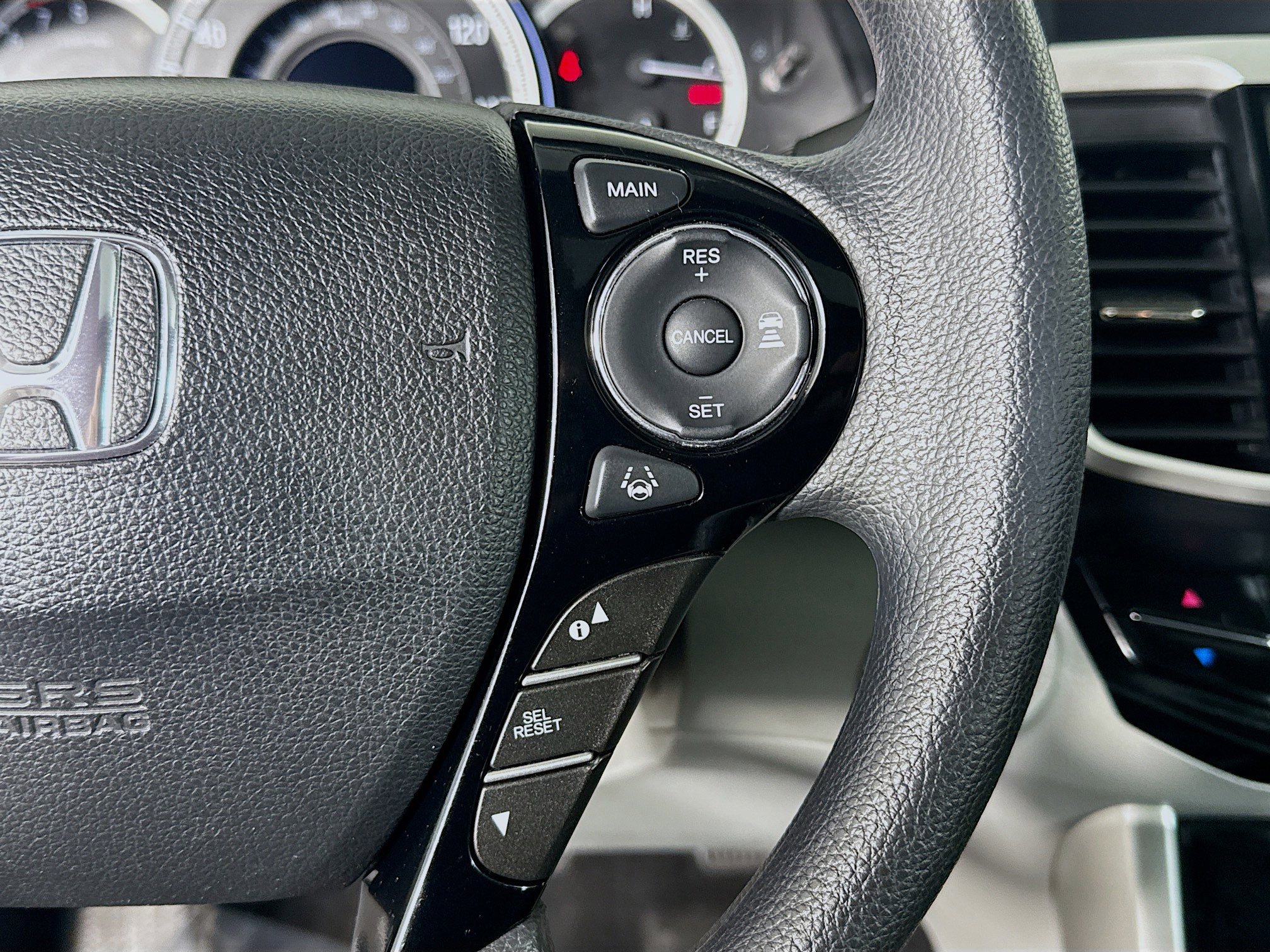 Used 2016 Honda Accord EX image 13