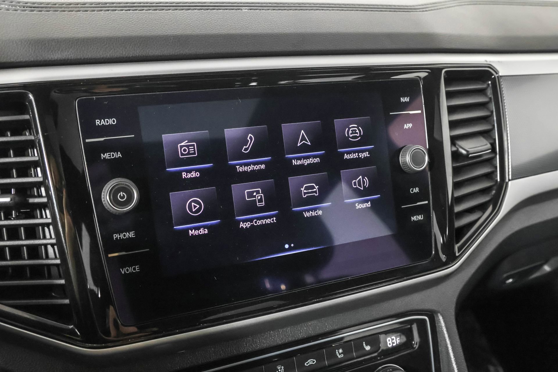 Used 2022 Volkswagen Atlas Cross Sport SEL Premium R-Line image 32