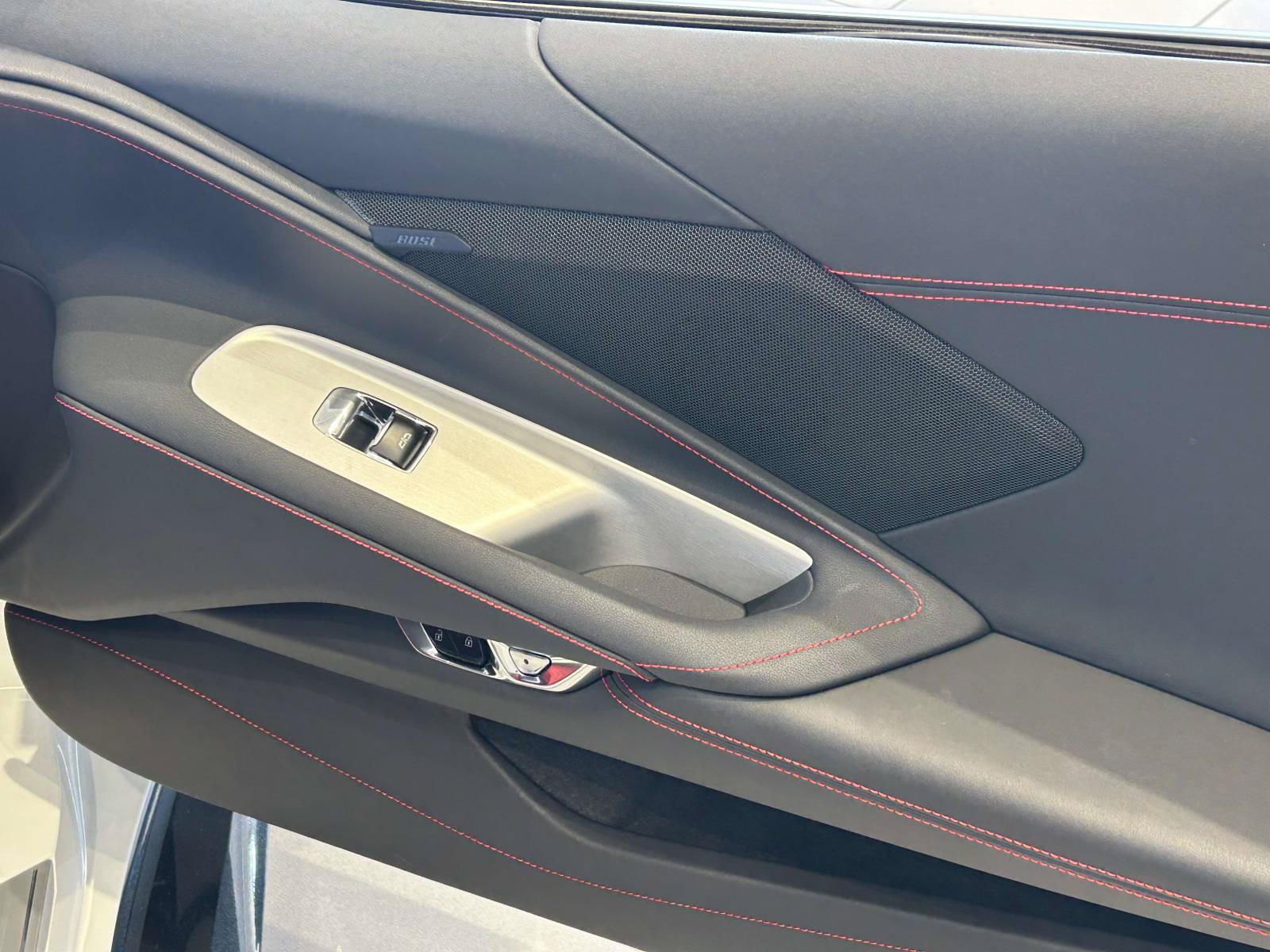 Used 2025 Chevrolet Corvette E-Ray AWD/4WD image 11