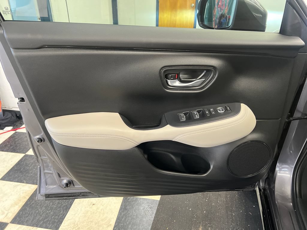 Used 2026 Honda HR-V EX-L image 30