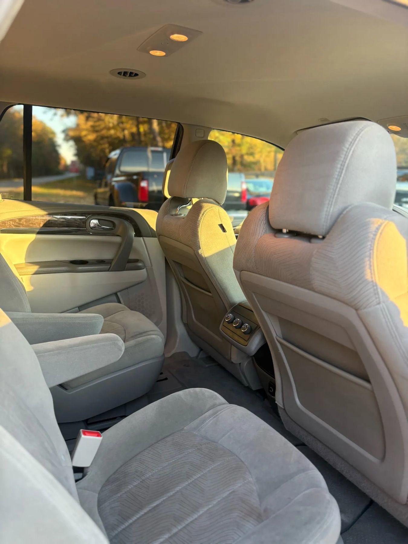 Used 2017 Buick Enclave Convenience FWD image 34