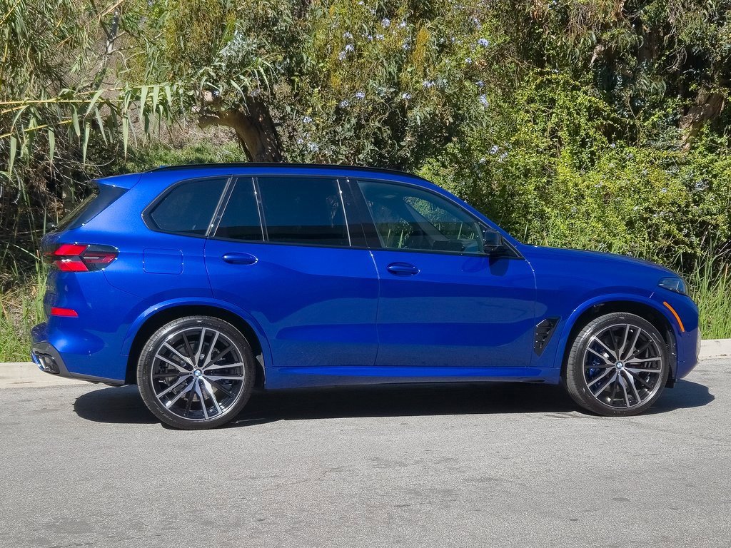 New 2026 BMW X5 M60i image 4