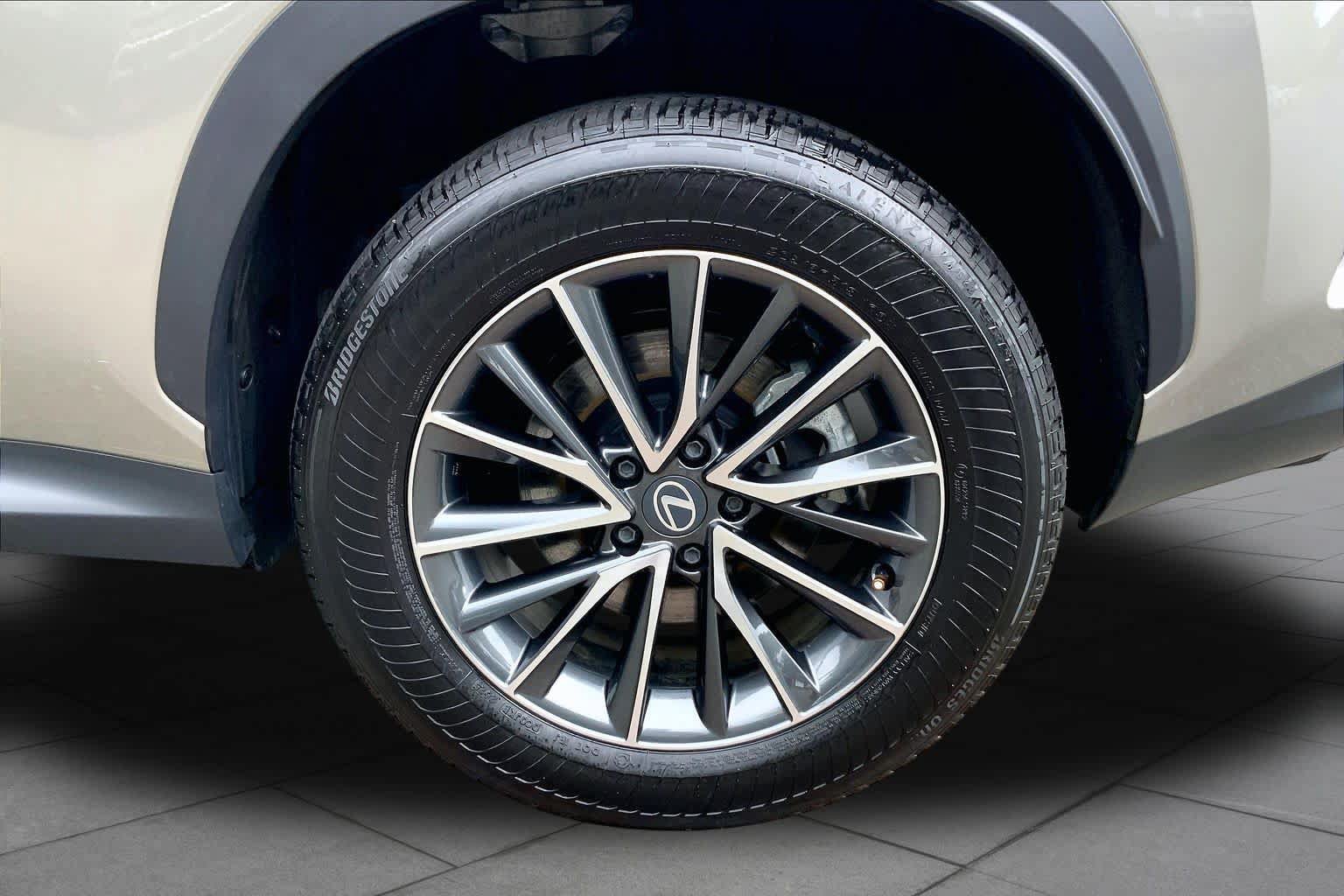 Certified 2026 Lexus NX 350h AWD w/ Accessory Package (Z1) image 11