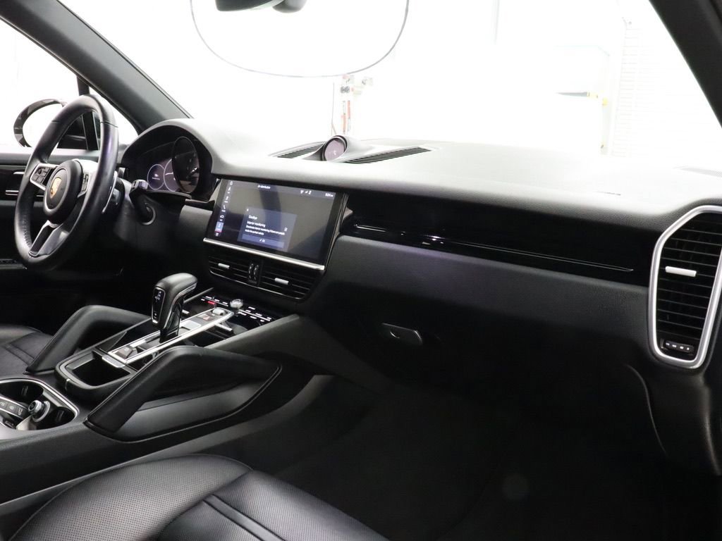 Used 2019 Porsche Cayenne AWD/4WD image 34