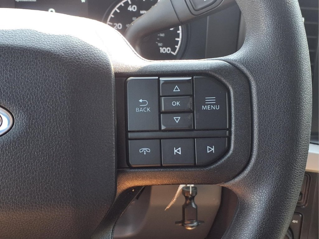 New 2026 Ford F250 XLT w/ FX4 Off-Road Package AWD/4WD image 13