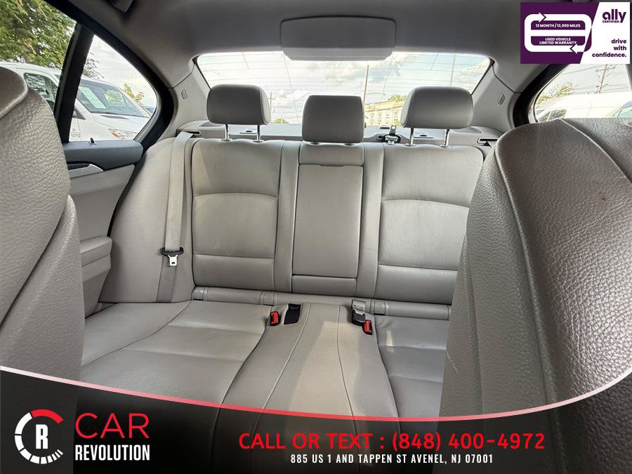 Used 2013 BMW 535i xDrive Sedan AWD/4WD image 9