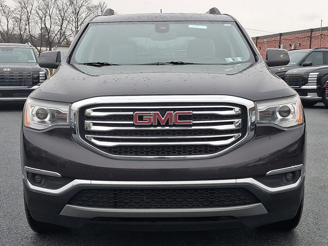 Used 2017 GMC Acadia SLT image 2