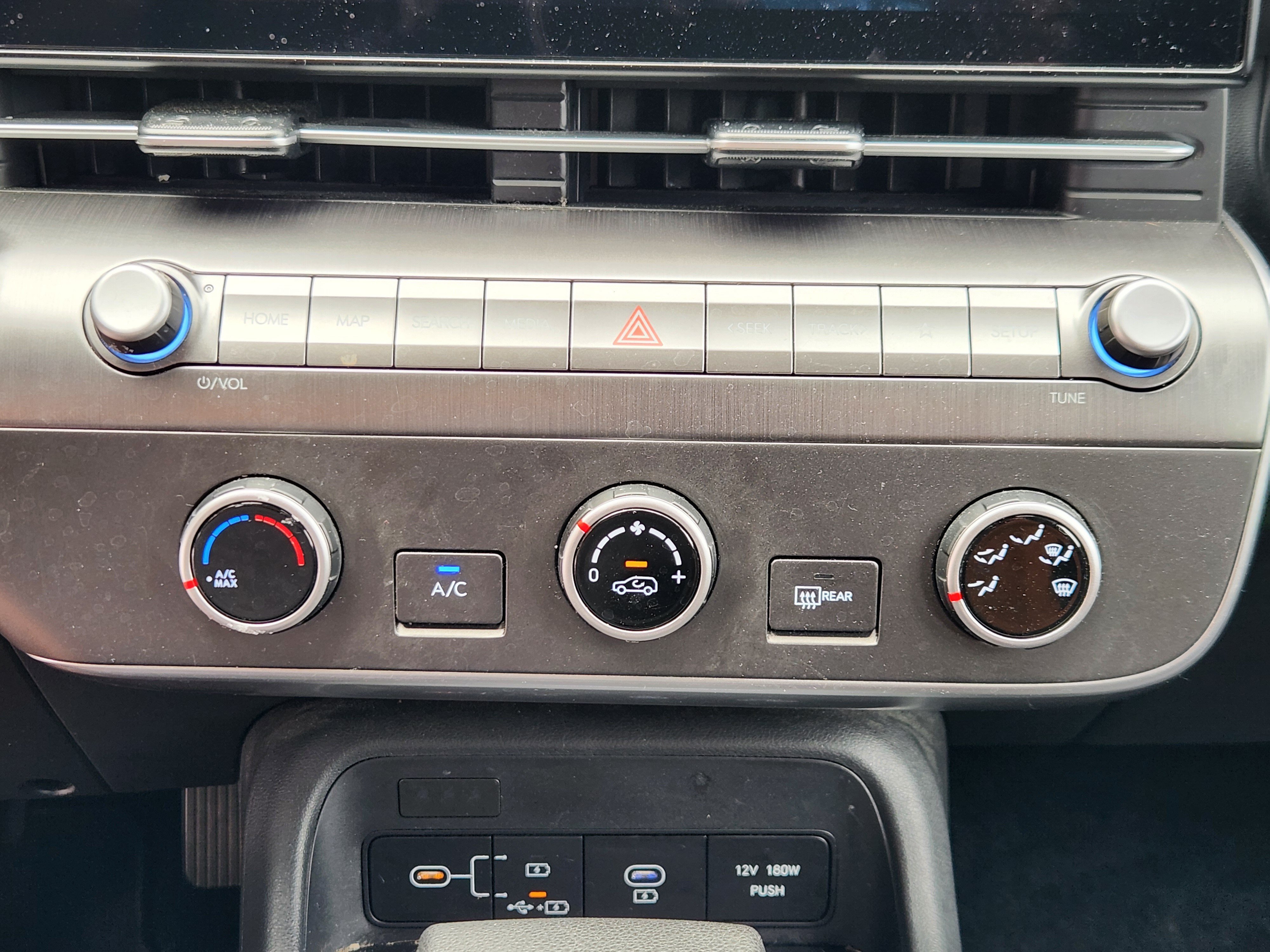 Certified 2024 Hyundai Kona SE AWD/4WD image 20