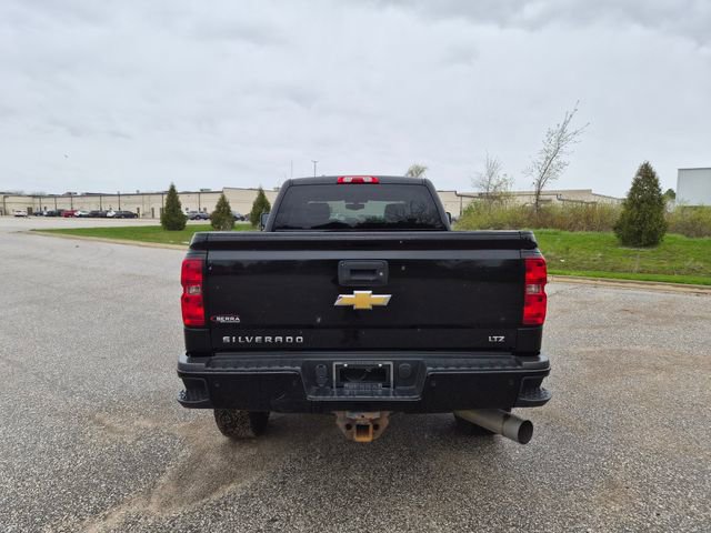 Used 2015 Chevrolet Silverado 2500 LTZ w/ Duramax Plus Package AWD/4WD image 6