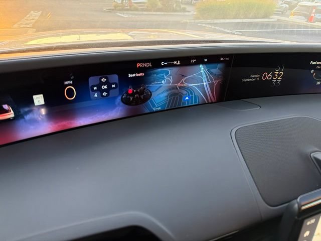 New 2026 Lincoln Nautilus Reserve AWD/4WD image 16