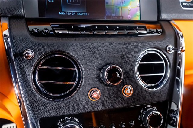 Used 2023 Rolls-Royce Cullinan image 48