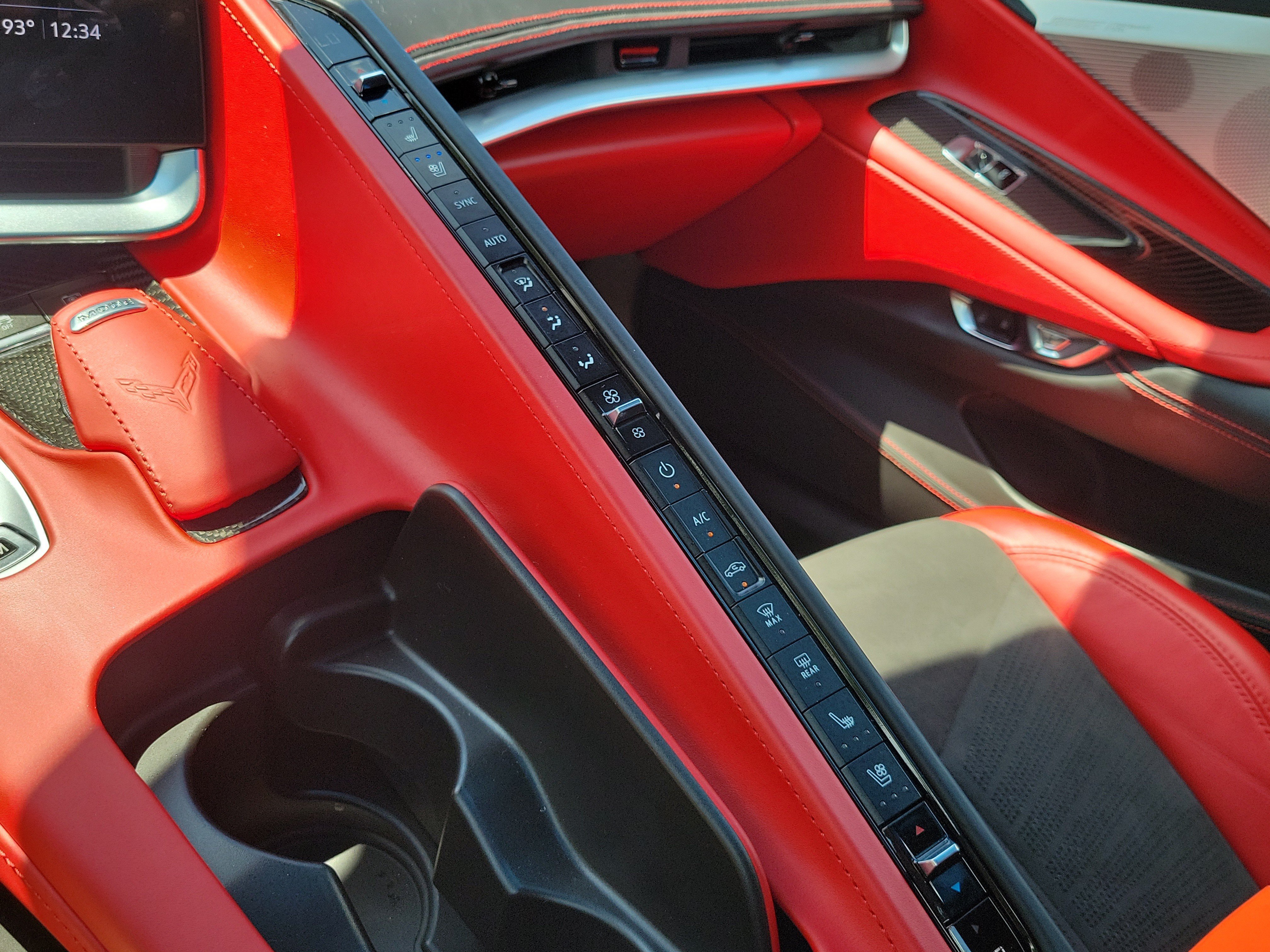 Used 2021 Chevrolet Corvette Stingray Premium Cpe w/ Z51 Performance Package RWD image 22