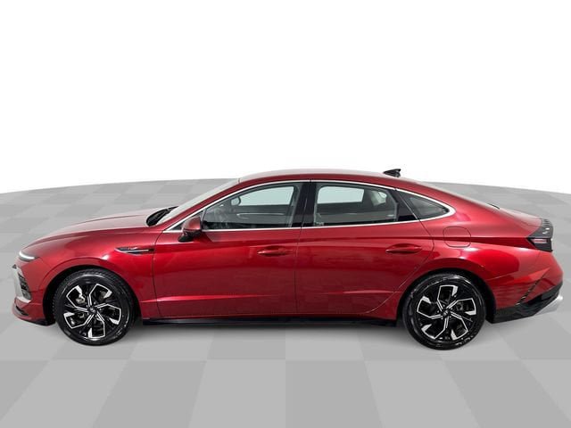 Used 2025 Hyundai Sonata SEL FWD image 5
