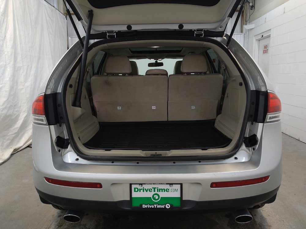 Used 2015 Lincoln MKX AWD w/ Equipment Group 102A image 29