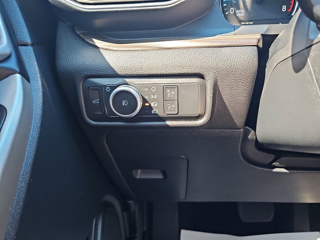 Used 2022 Ford Explorer Limited w/ Equipment Group 301A image 32