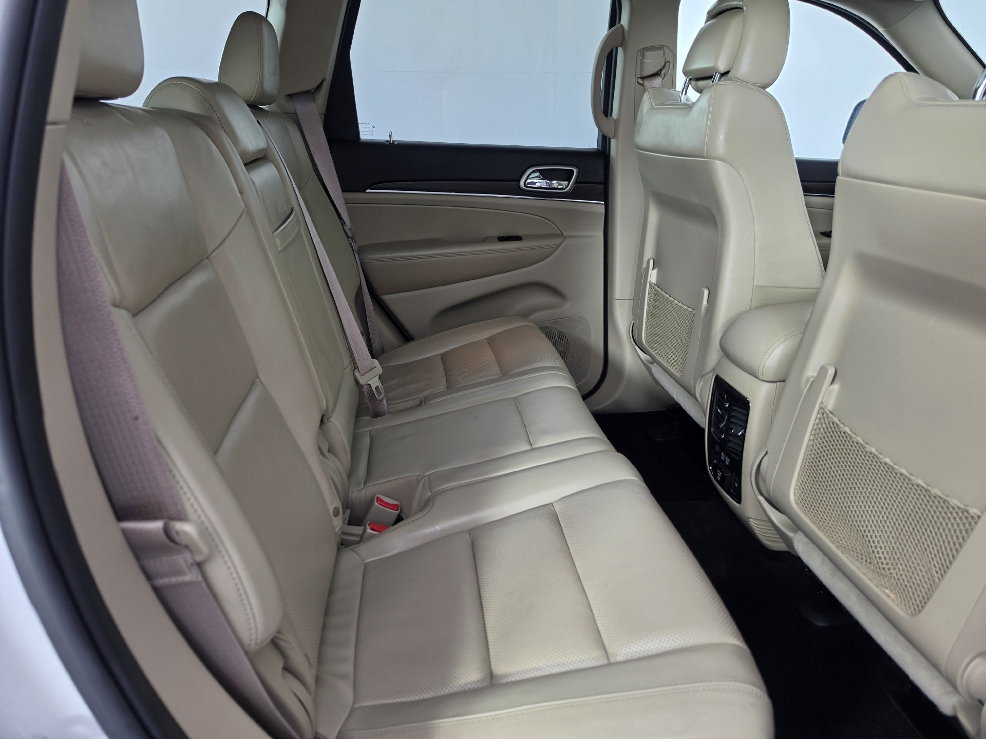Used 2018 Jeep Grand Cherokee Limited w/ Luxury Group II AWD/4WD image 40