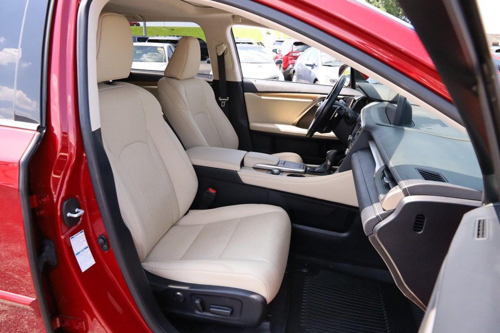 Used 2022 Lexus RX 350L Premium w/ Premium Package AWD/4WD image 30