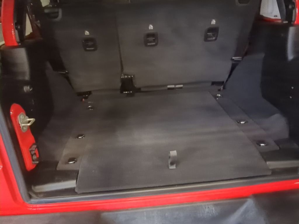 Used 2023 Jeep Wrangler Sport S image 20