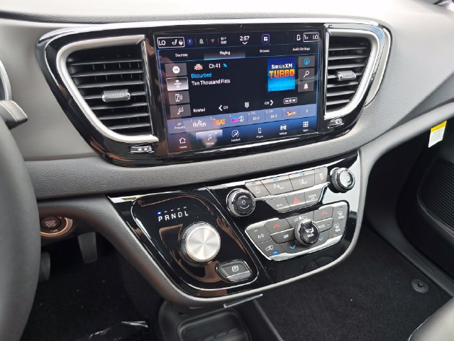 New 2027 Chrysler Pacifica LX FWD image 33