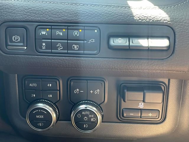 Certified 2022 GMC Yukon Denali w/ Denali Reserve Package image 26