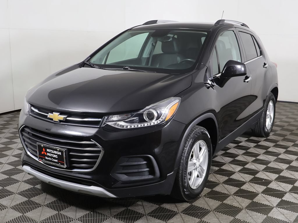 Used 2020 Chevrolet Trax LT w/ LT Convenience Package FWD image 5