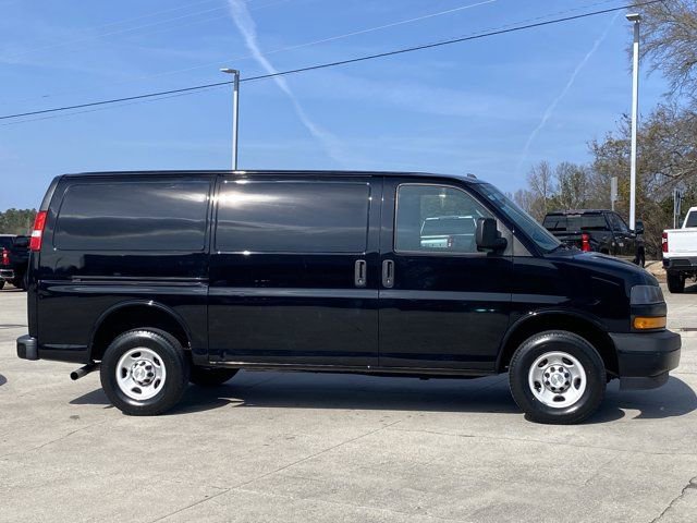 Used 2021 Chevrolet Express 2500 w/ Driver Convenience Package image 6