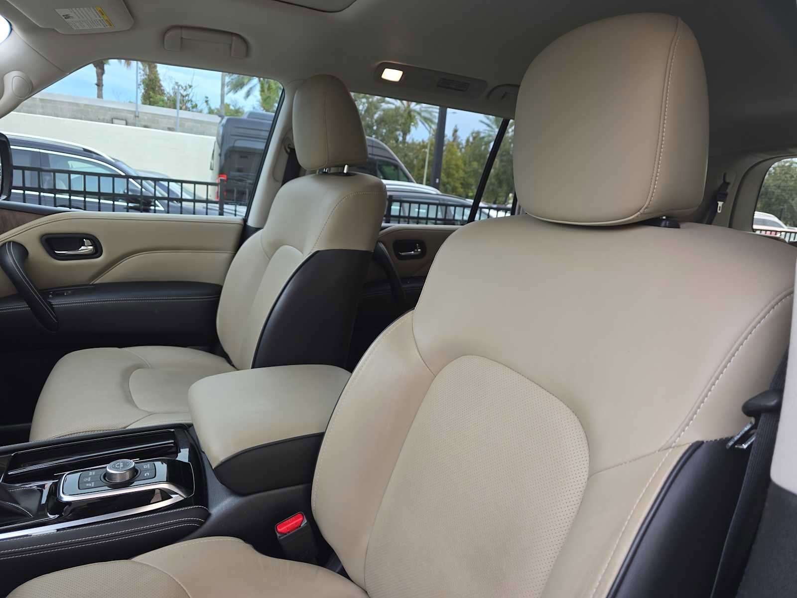 Certified 2024 INFINITI QX80 Premium Select w/ Cargo Package image 17