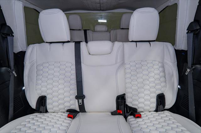 Used 2025 Jeep Gladiator Sport image 20