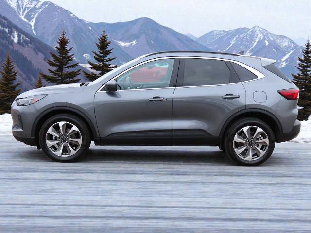 Certified 2025 Ford Escape Platinum image 3