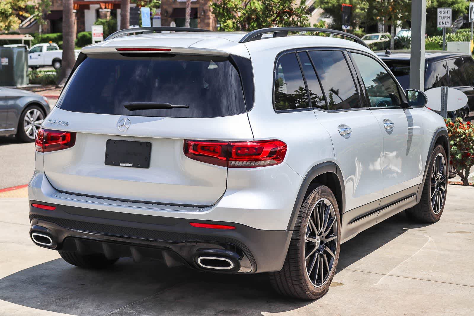 Used 2023 Mercedes-Benz GLB 250 image 6