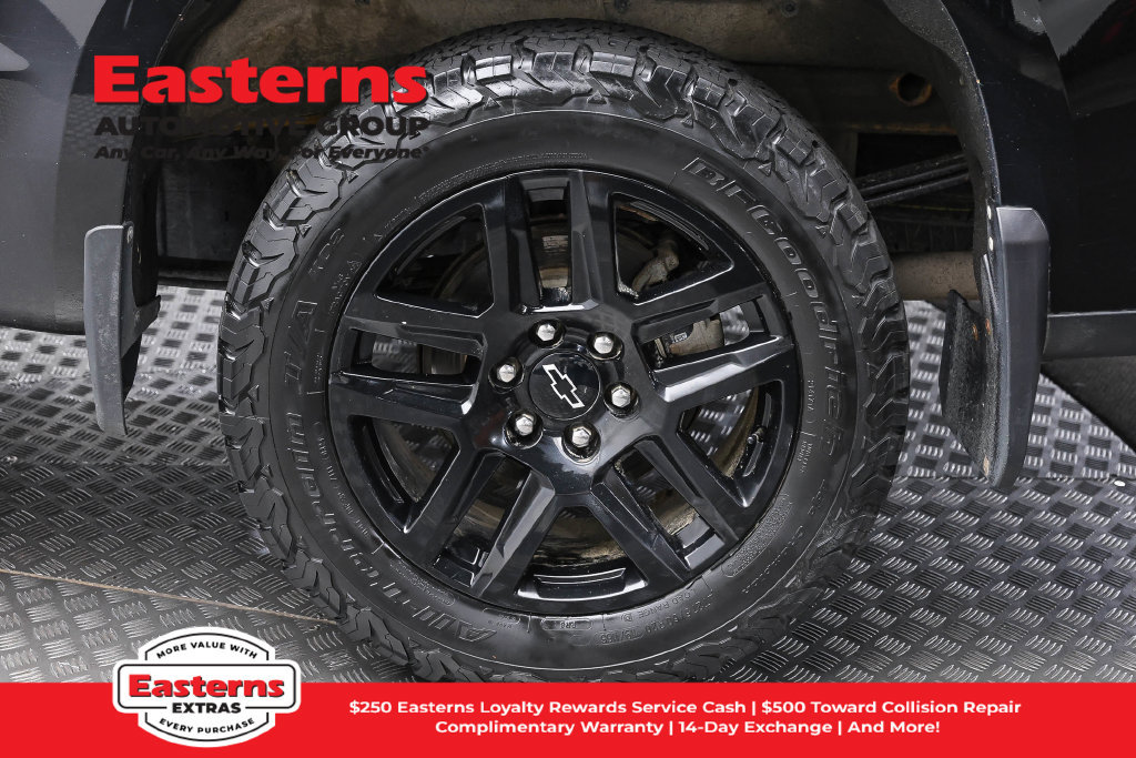 Used 2024 Chevrolet Silverado 1500 RST AWD/4WD image 9