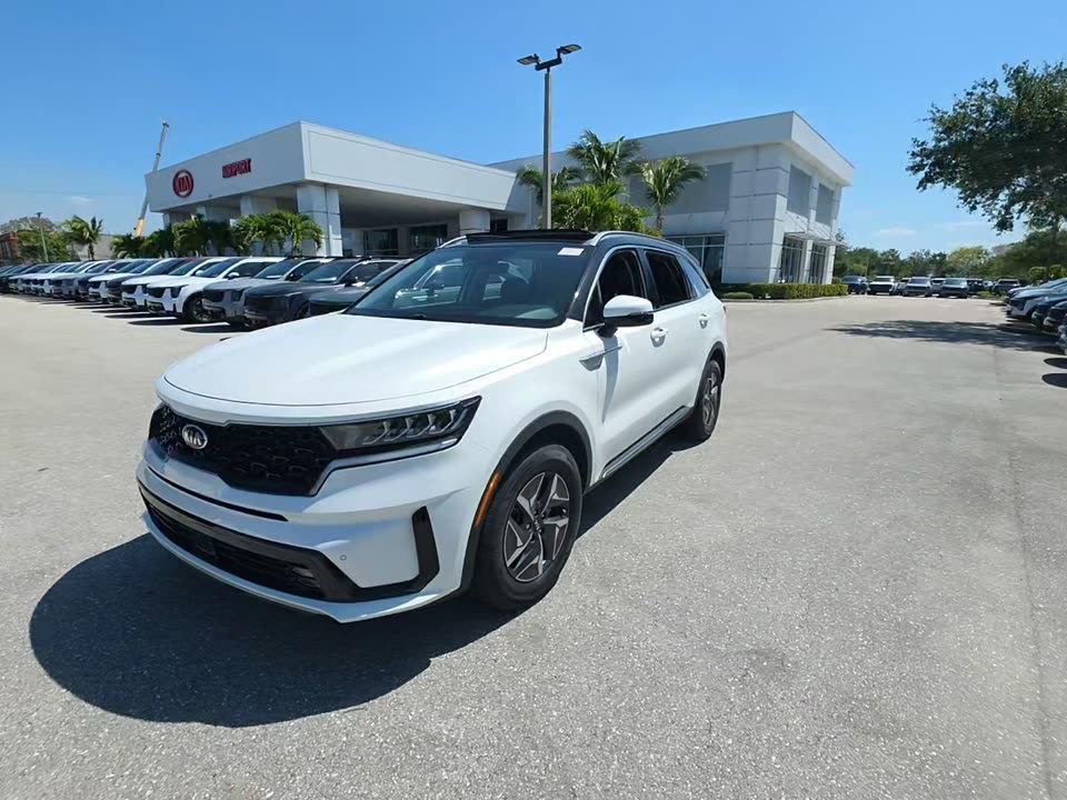 Used 2021 Kia Sorento EX FWD image 3