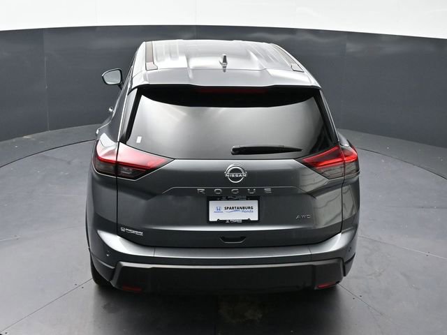 Used 2025 Nissan Rogue SV AWD/4WD image 39