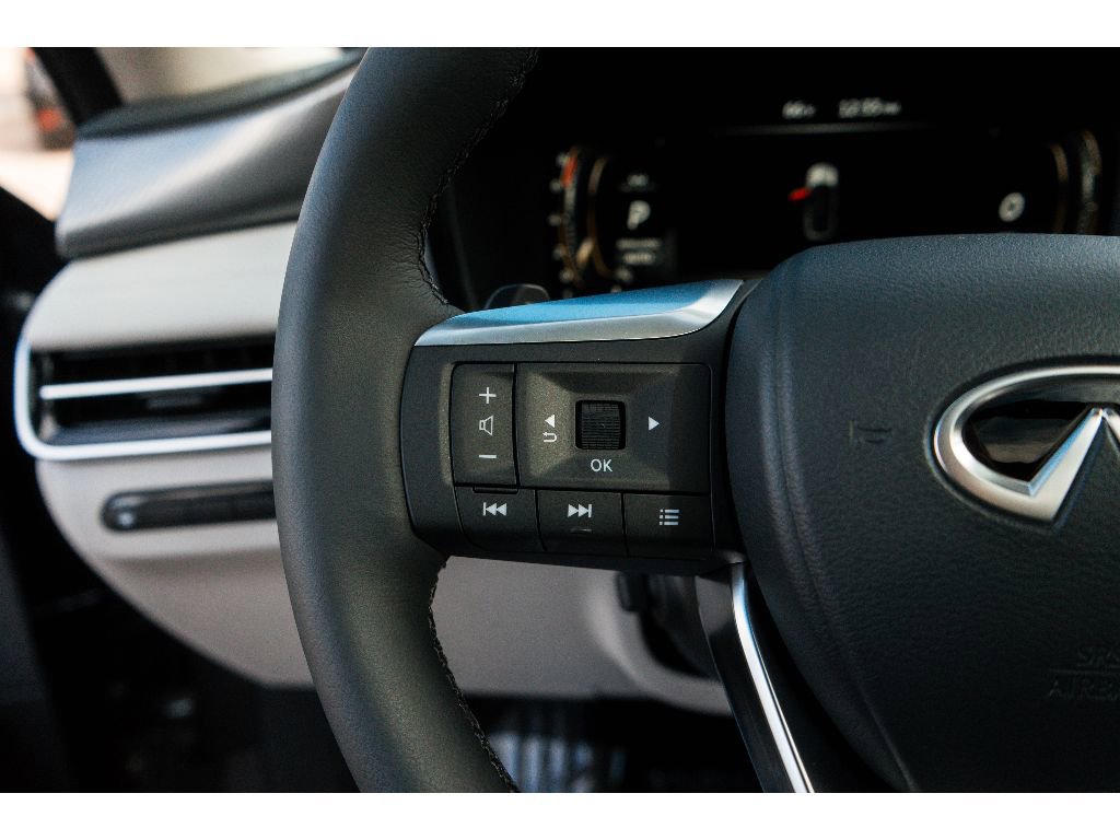 Certified 2026 INFINITI QX60 Luxe w/ Cargo Package image 12