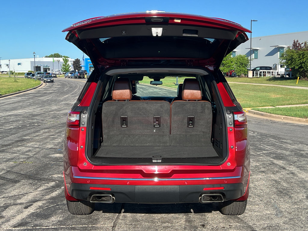 Used 2019 Chevrolet Traverse High Country w/ LPO, Cargo Package AWD/4WD image 40