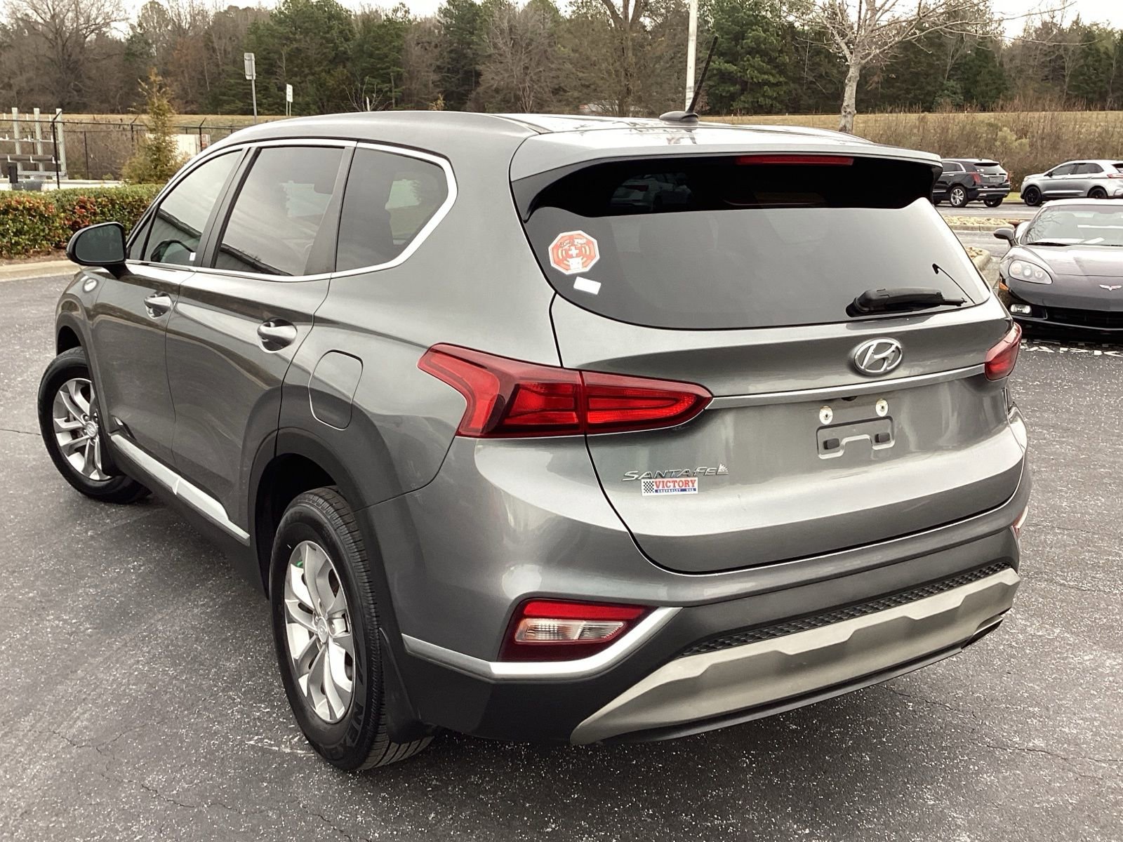 Used 2020 Hyundai Santa Fe SE image 2