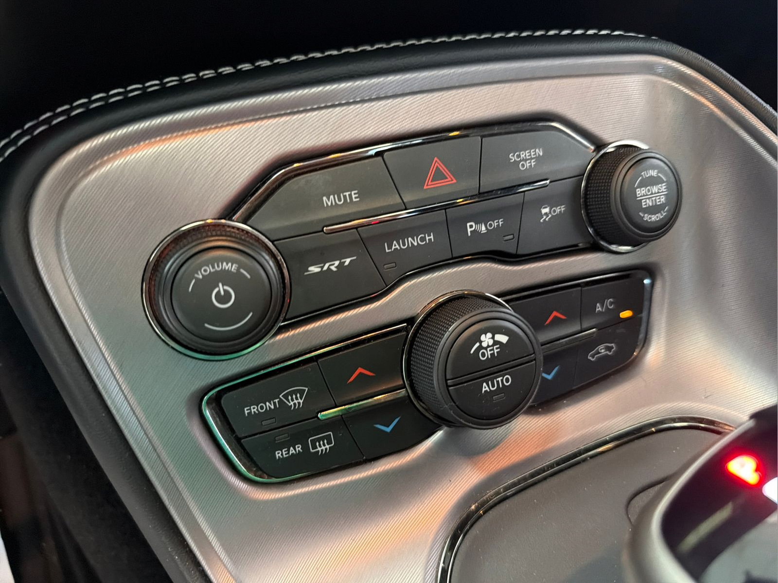 Used 2023 Dodge Challenger SRT Hellcat RWD image 15