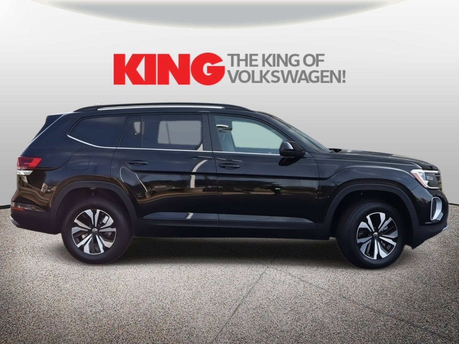 New 2026 Volkswagen Atlas SE image 2