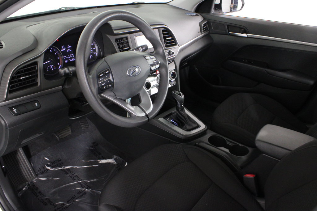 Used 2019 Hyundai Elantra SE w/ Cargo Package FWD image 19