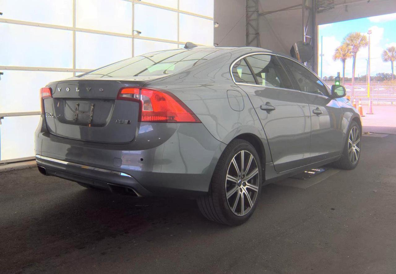 Used 2017 Volvo S60 T5 Inscription AWD/4WD image 5