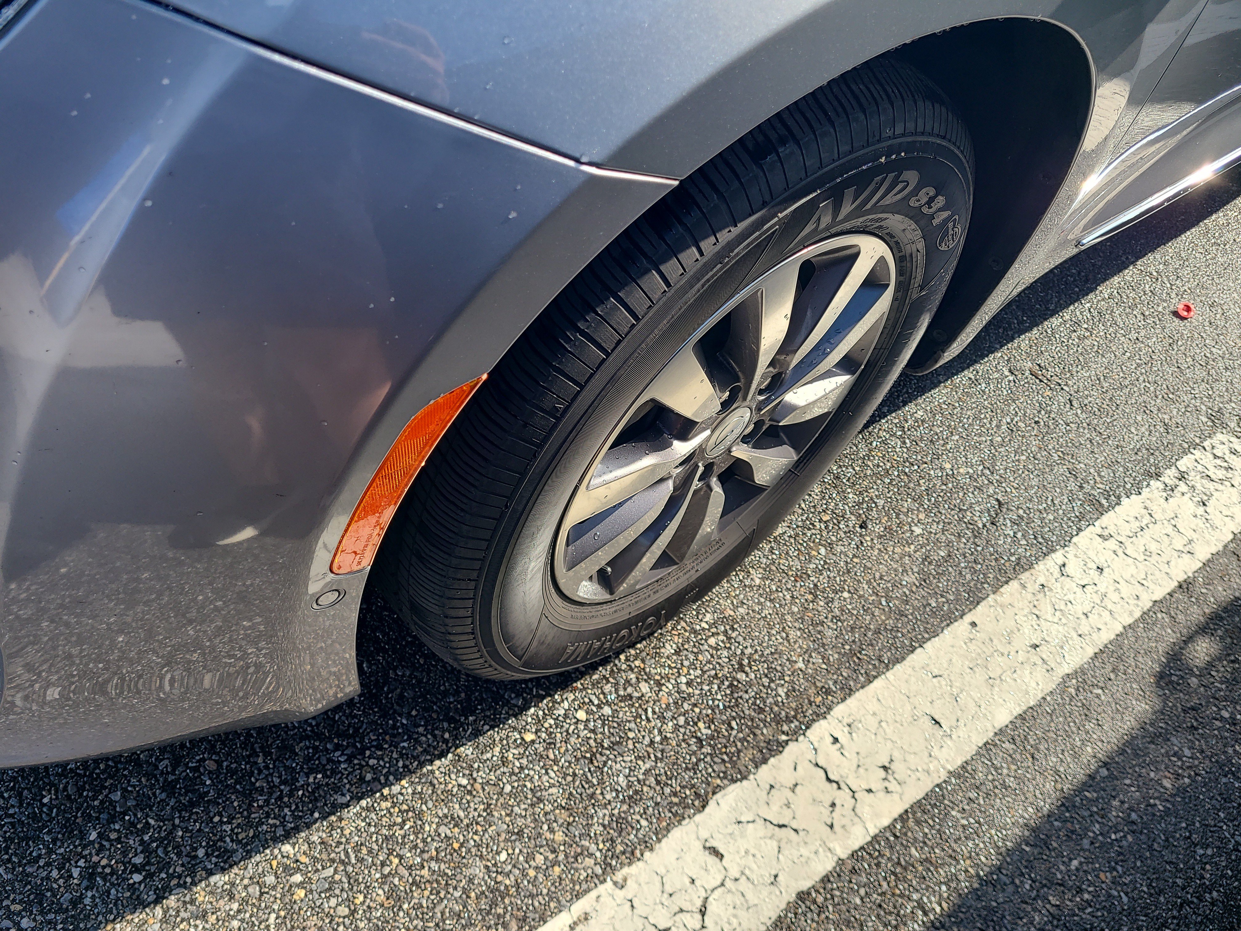 Used 2019 Chrysler Pacifica Touring-L Plus w/ Advanced Safetytec Group FWD image 4