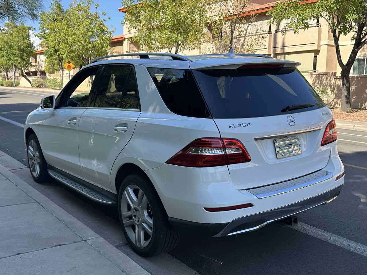 Used 2014 Mercedes-Benz ML 350 4MATIC w/ Premium 1 Package image 6
