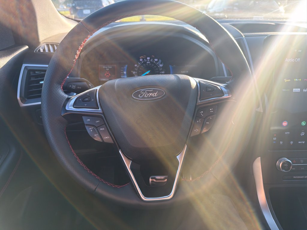 Used 2024 Ford Edge ST-Line AWD/4WD image 9