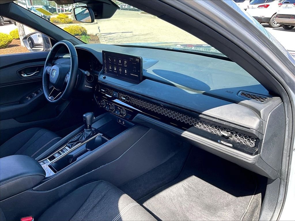 Used 2023 Honda Accord Sport image 14