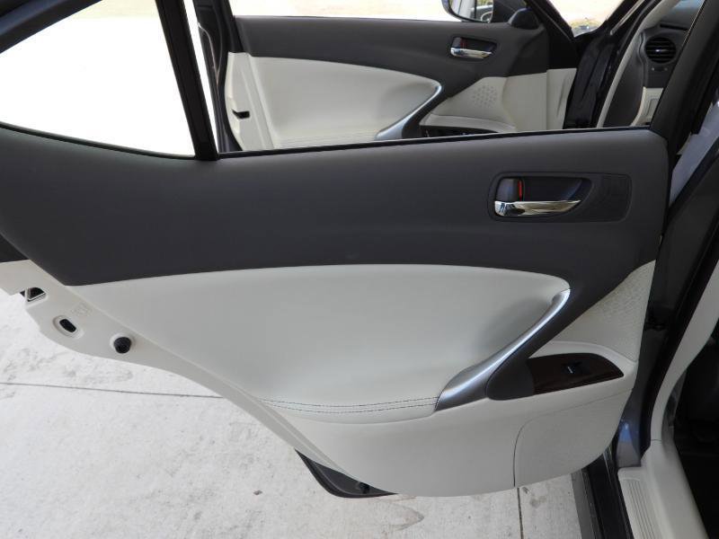 Used 2012 Lexus IS 250 w/ Premium Pkg Value Edition RWD image 37