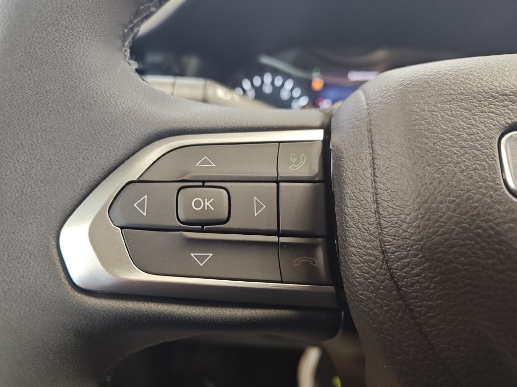 New 2026 Jeep Compass Latitude AWD/4WD image 24