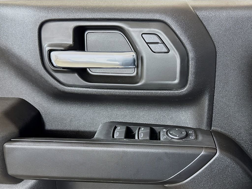 Certified 2026 GMC Sierra 3500 Pro AWD/4WD image 16