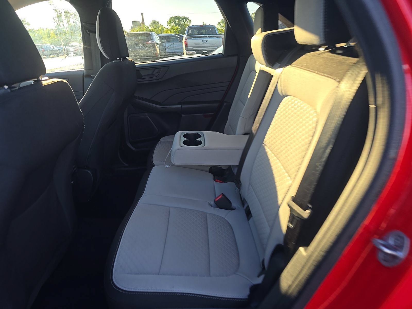 Used 2024 Ford Escape Active w/ Tech Pack #1 AWD/4WD image 9