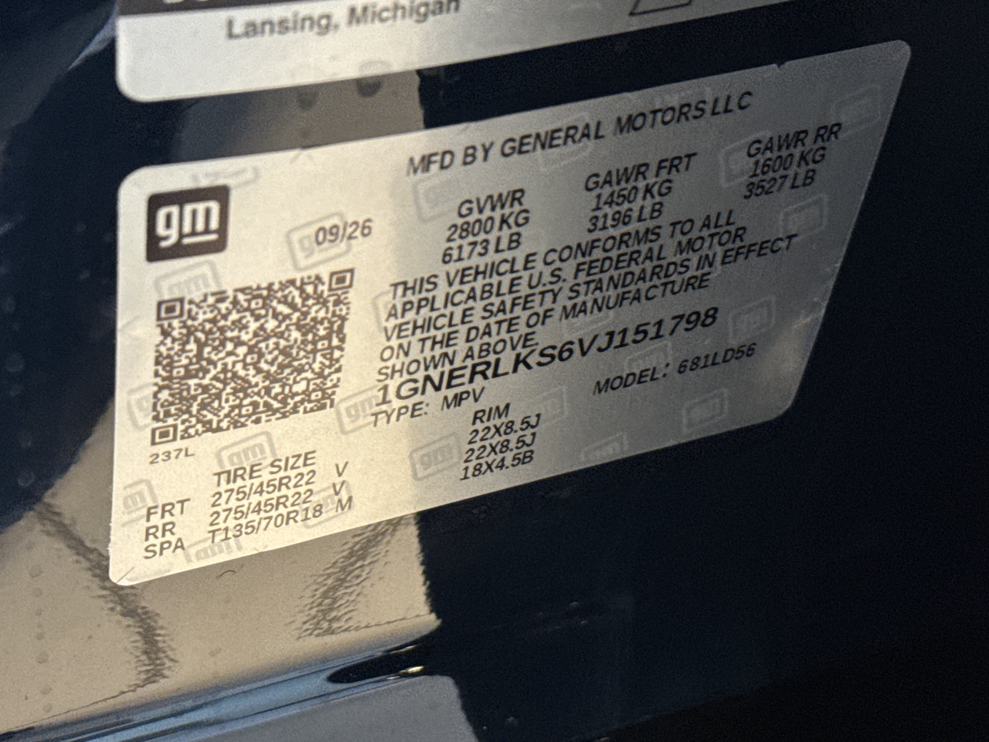 New 2027 Chevrolet Traverse RS FWD image 30