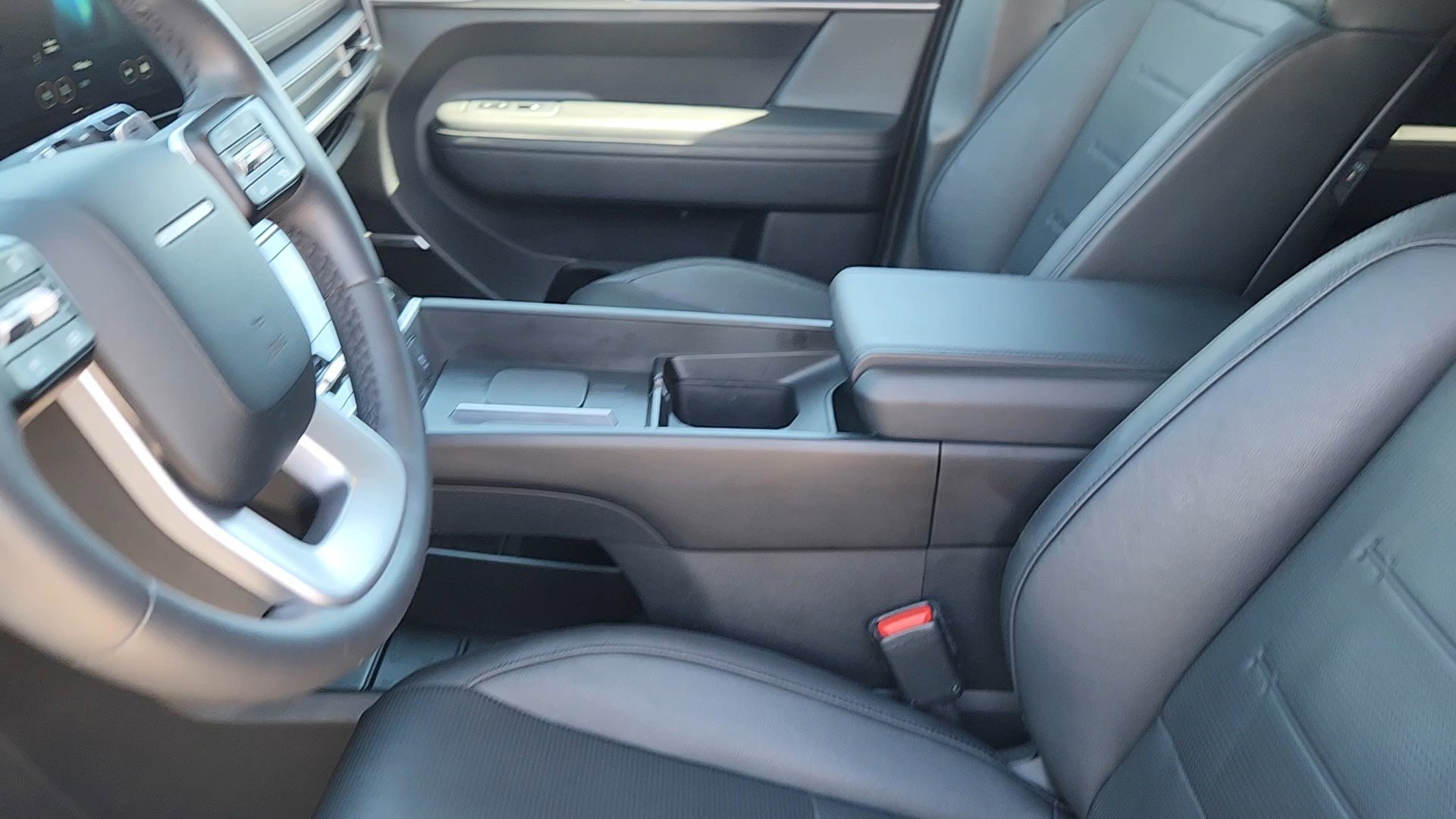 Used 2024 Hyundai Santa Fe Limited image 32